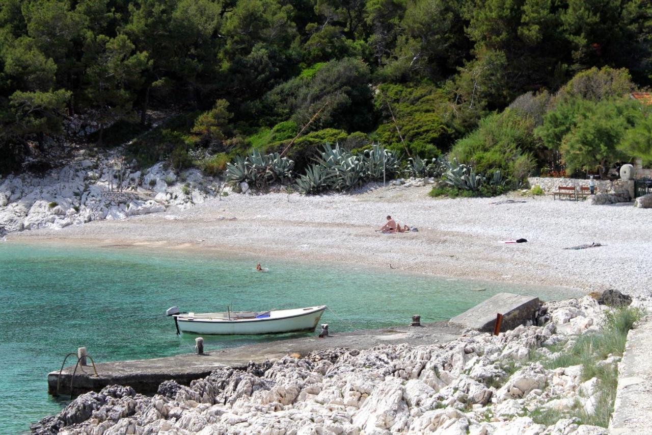 Apartments By The Sea Milna, Hvar - 12244 Exterior foto